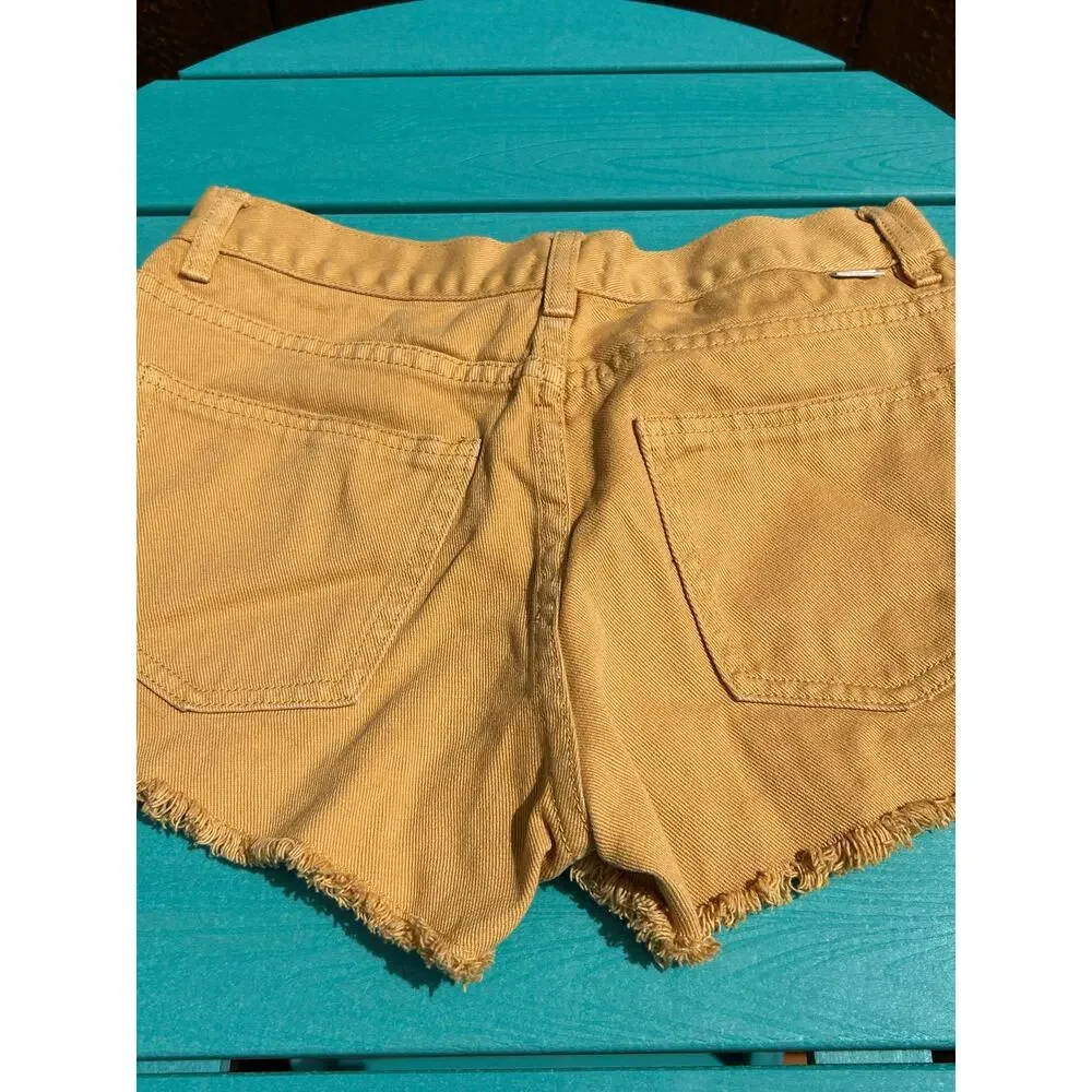 Billabong x Wrangler Drift Away Frayed Denim Shorts Mustard Yellow Womens 25 EUC